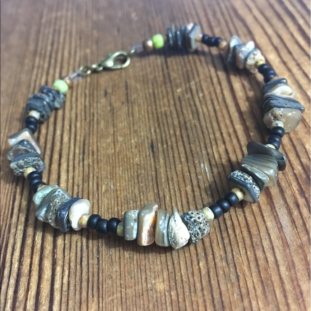 Men's 8 Inch Shell Nugget Beaded Bracelet, Men's Beaded Bracelet, Handmade